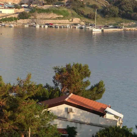 Bassi Appartement Stara Baška