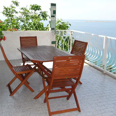 Apartment Bassi
