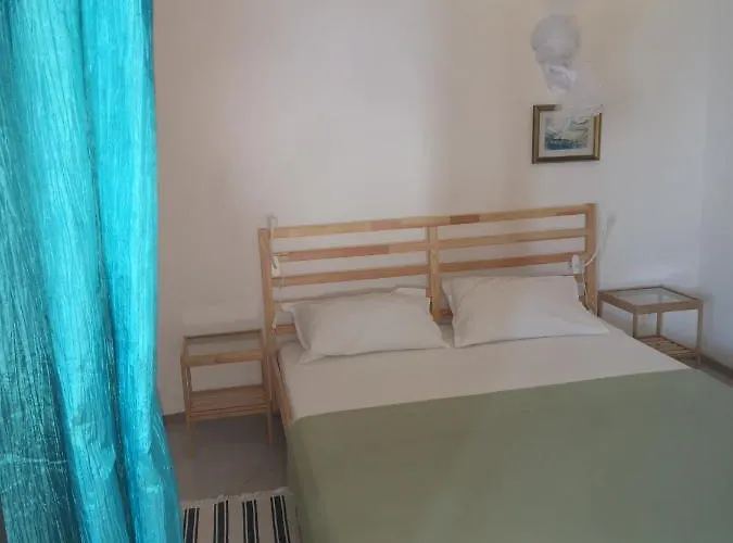 Bassi Apartament *