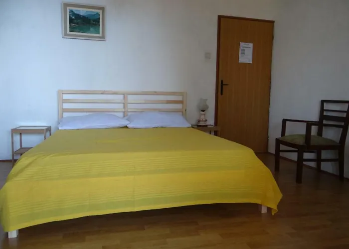 Bassi * Stara Baška