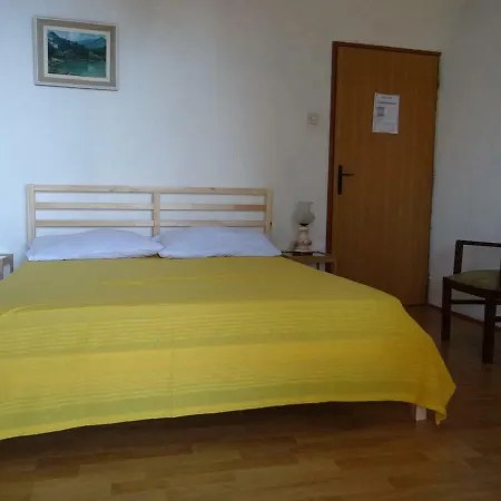 Bassi * Stara Baška