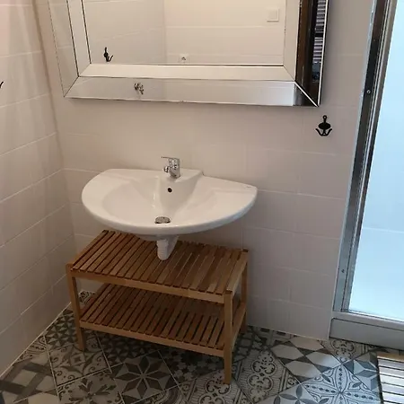 Bassi Apartman *