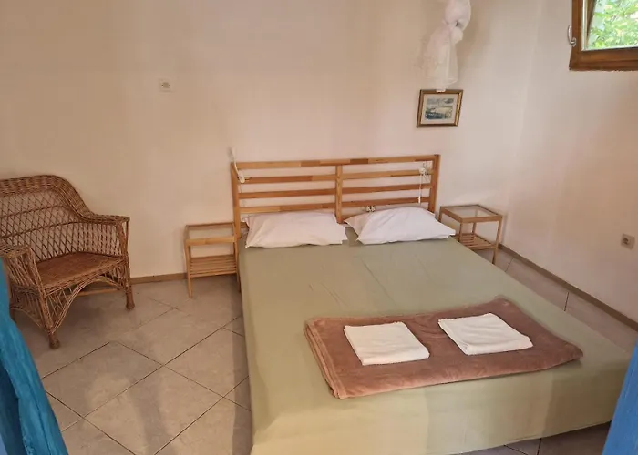 Bassi * Stara Baška