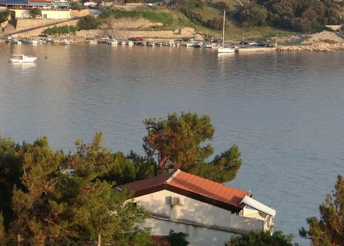 Bassi Lejlighed Stara Baška